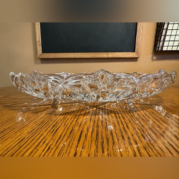 Mikasa Roxborough Hostess Serving Plate / Shallow Bowl 12.5” - Picture 3 of 8